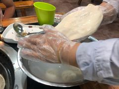 锅贴-三里屯土灶炖公鸡地锅鸡(江东店)