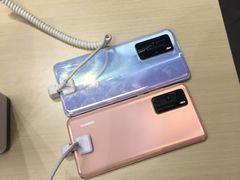 -华为授权体验店(华强北电子广场)