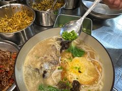 -粉观右江西鲜辣米粉(天地店)