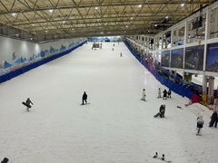 -乔波室内滑雪场