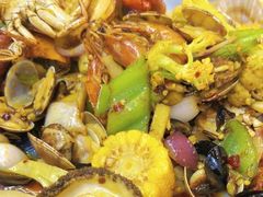 -老东镇啤酒屋海鲜加工·蒸汽海鲜·海鲜烧烤(台东店)