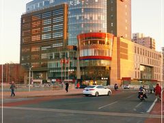 -麦当劳(展览路店)