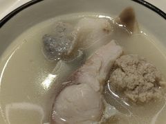 -干老四雅鱼饭店(滨江西路店)