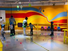 -阿布溜溜·轮滑(21世纪太阳城店)