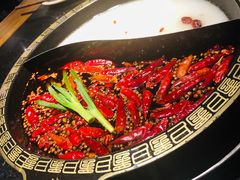 鲜菌鸳鸯锅-纸盐河码头火锅(十八梯店)