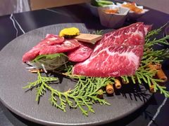 -山川小町·极番烧肉(新地假日广场店)