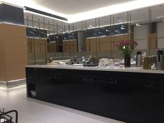 -红鼎豆捞·非遗鲍皇汤火锅(宝丰路店)