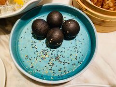 脆皮黑芝麻艾糍丸-陶陶居酒家(海岸城店)