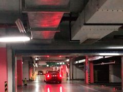 -上海喜玛拉雅酒店-停车场