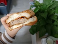 -华莱士·全鸡汉堡(济南大明湖店)