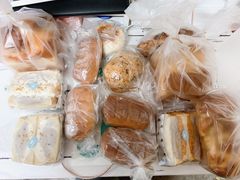 -沁屋面包店(人民东路店)