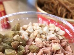 -盛香亭热卤(友阿奥特莱斯店)