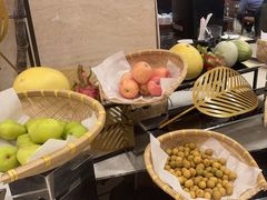 -元一希尔顿酒店·鲜切牛肉火锅禅自助餐厅