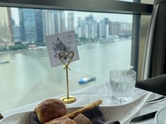 -Da Ivo哒伊沃意大利魔镜餐厅(外滩店)