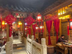 -大龙辣火锅·龙虾·烧烤(湖滨新天地店)