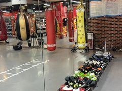-拳盛时代拳击俱乐部(北京路店)