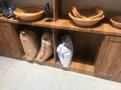 -沁屋面包店(人民东路店)