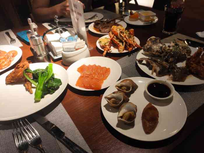 知竹自助餐厅(大唐景澜酒店)-"这是我吃过最有特色的自助餐,不仅菜品