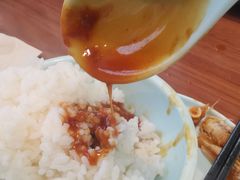 -有红鸡毛店·川菜(建设路店)