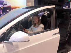 -TESLA 特斯拉(上海太古汇体验店)