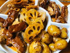 -老鼎万春卤菜(五代传承创始老店)