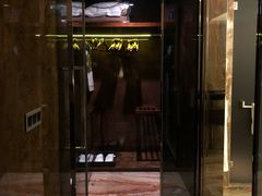 -广州天河希尔顿酒店