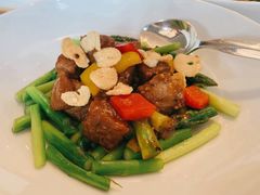 露笋玉葱澳洲和牛-宝丽轩中餐厅BAOLIXUAN