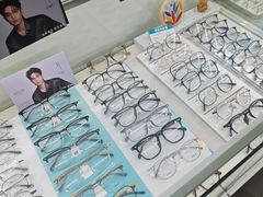 -阿波罗眼镜·蔡司授权店(孙厝店)