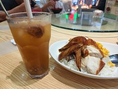 -滋味满屋美食坊(上海街店)