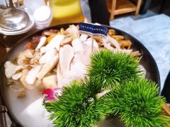 -一朵菌·野生菌探索家火锅(南亚店)