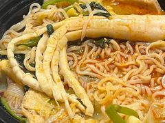-小蛮椒麻辣烫·麻辣拌(青浦宝龙店)