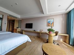 -维也纳国际酒店·西京医院胡家庙地铁站店