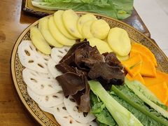 -君华饭店·腊排铜火锅