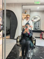 -TOP HAIR SALON