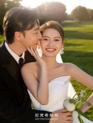 -纪梵希旅拍婚纱摄影(大连总店)