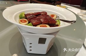 Sterile Egg Braised Pork