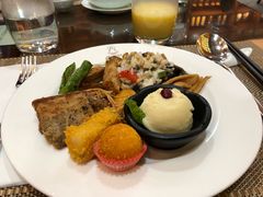 -大佛寺高级素食自助餐厅