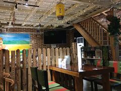 大堂-三个大叔烤羊肉串·炭炉砂锅菜(西三旗店)