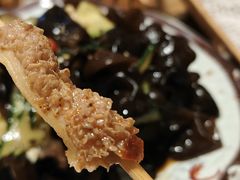 涮毛肚-聚串门儿·东北烧烤(信义坊店)