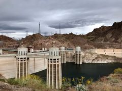 -胡佛水坝