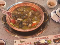 -阿婆情腊排骨火锅(金虹路店)