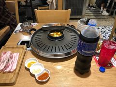 -江南猪肉商会无限续吃(弘大店)