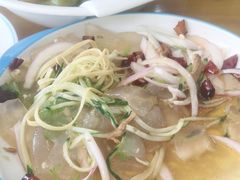 -鹤乡东北菜(崮山路店)