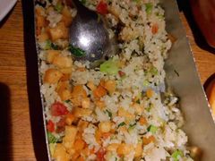 -蜜桃餐厅·伴山(湖滨商业街店)