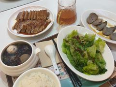 金蒜脆生菜-陈鹏鹏潮汕菜(宝安机场T3航站楼店)