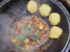 -锅老头海鲜铁锅炖