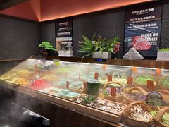 -一绪に和牛寿喜烧(罗湖益田假日店)