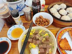 -上海特色小笼店(铁岭路90弄小区店)