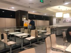 大堂-麦当劳(西客站店)