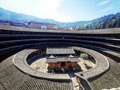 -初溪土楼群